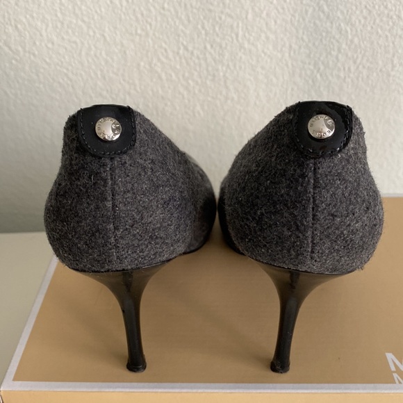 Michael Kors Presseley Cap Toe Flannel Stiletto Heel Pump Size 7 - Picture 4 of 9